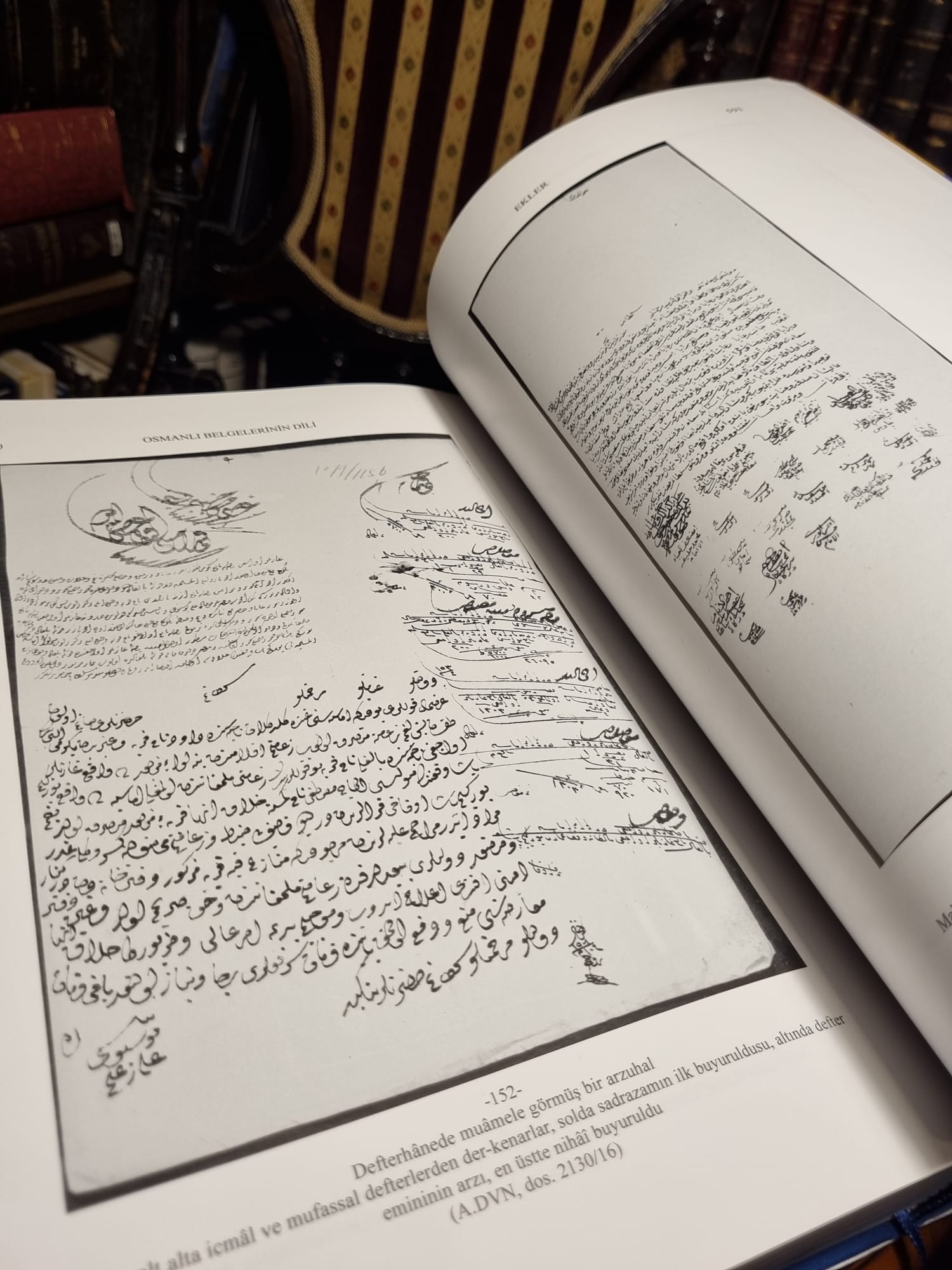 Osmanlı Belgelerinin Dili/ Mübahat S. Kütükoğlu